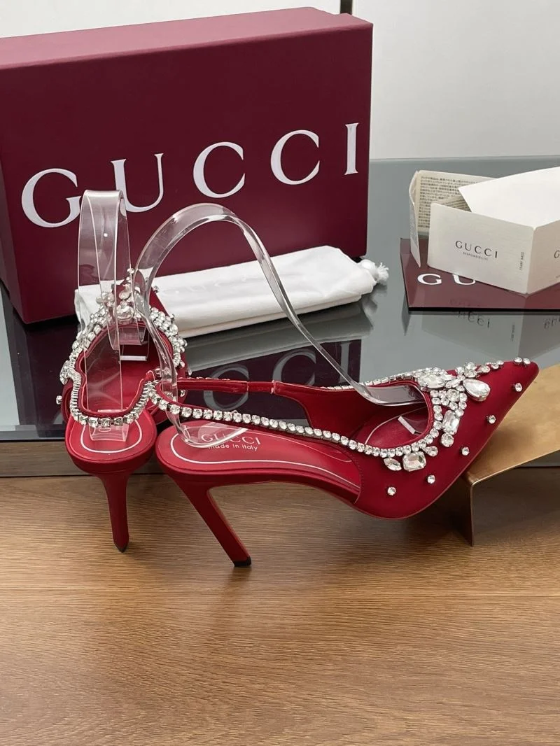 TechFriendly Gucci Sandals 24747