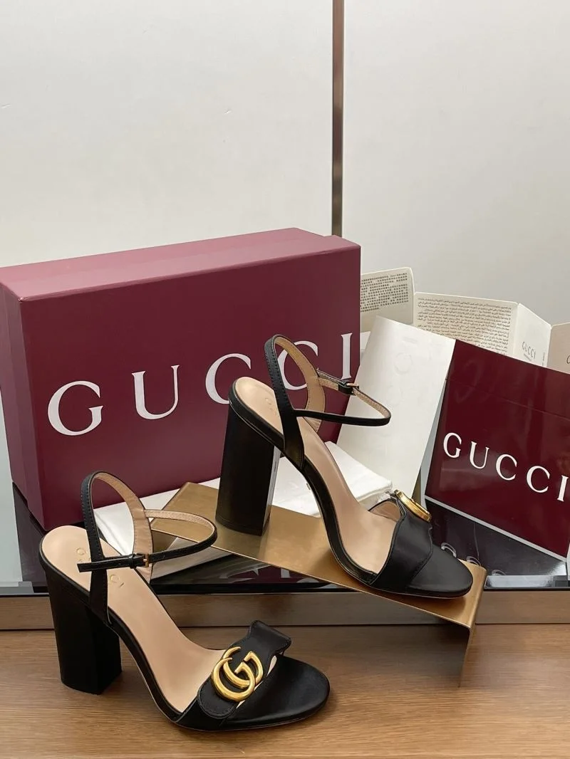 Snug Gucci Sandals 24733
