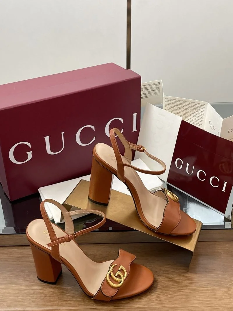 Gucci Sandals Bold 24736
