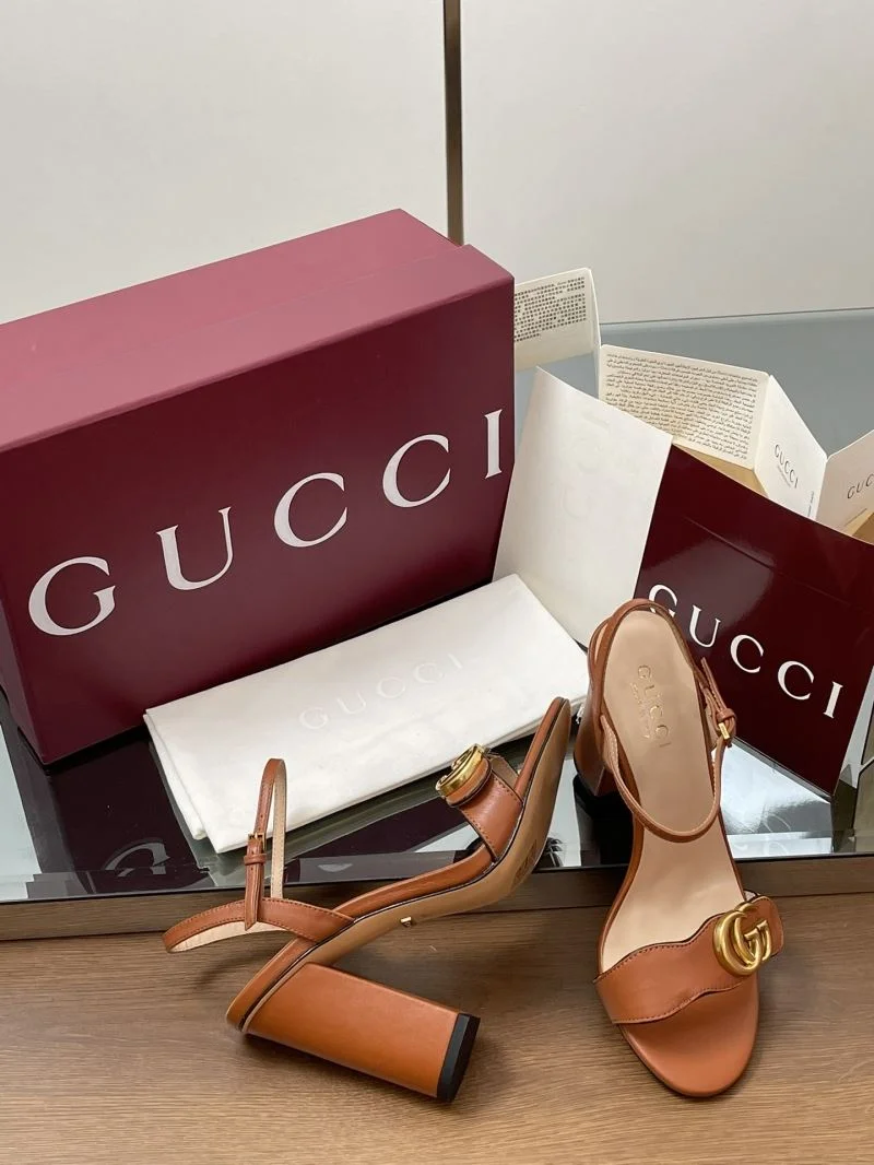 Gucci Sandals Bold 24736
