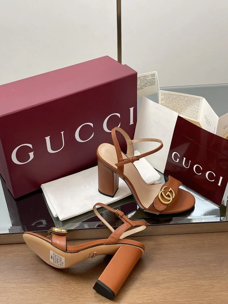 Gucci Sandals Bold 24736