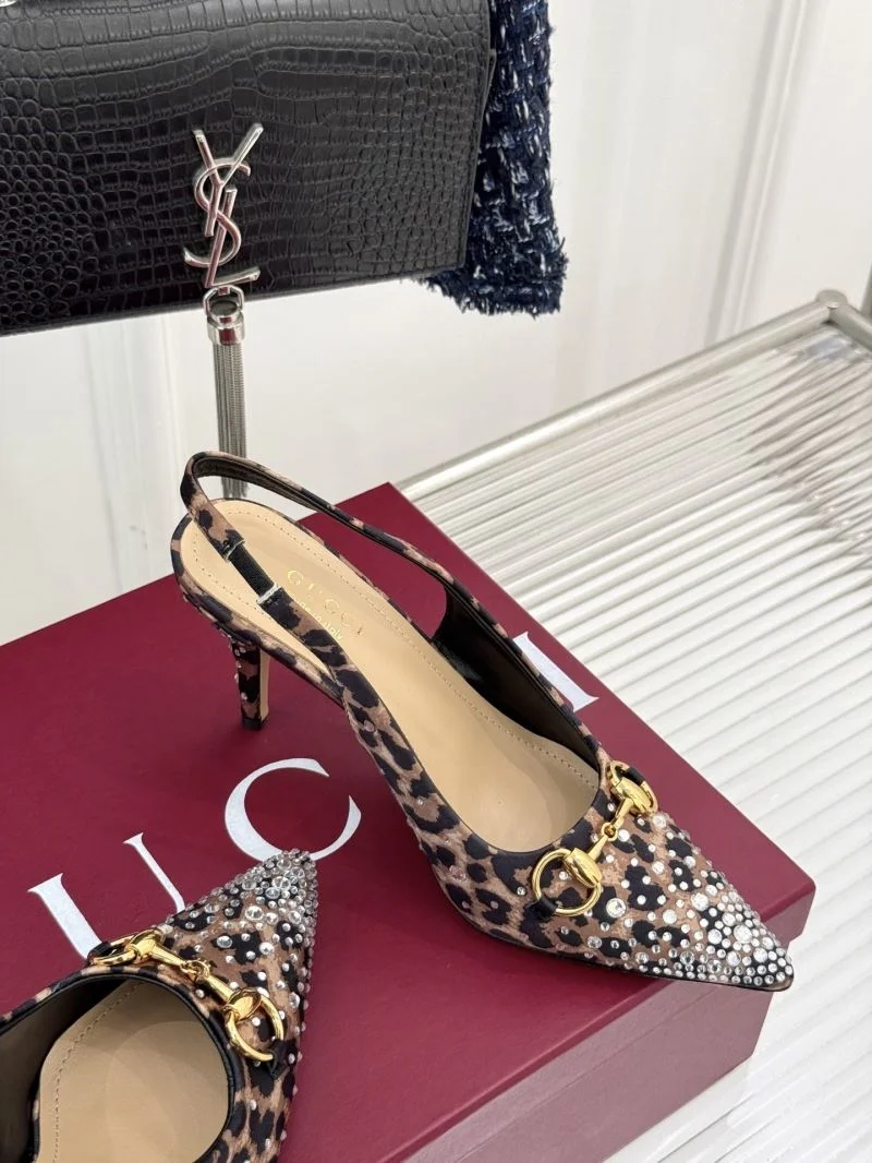 Bright Gucci Sandals 24731