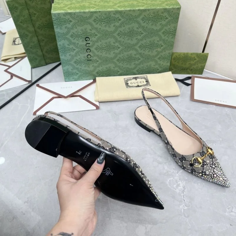 Gucci Sandals TimelessDesign 25976
