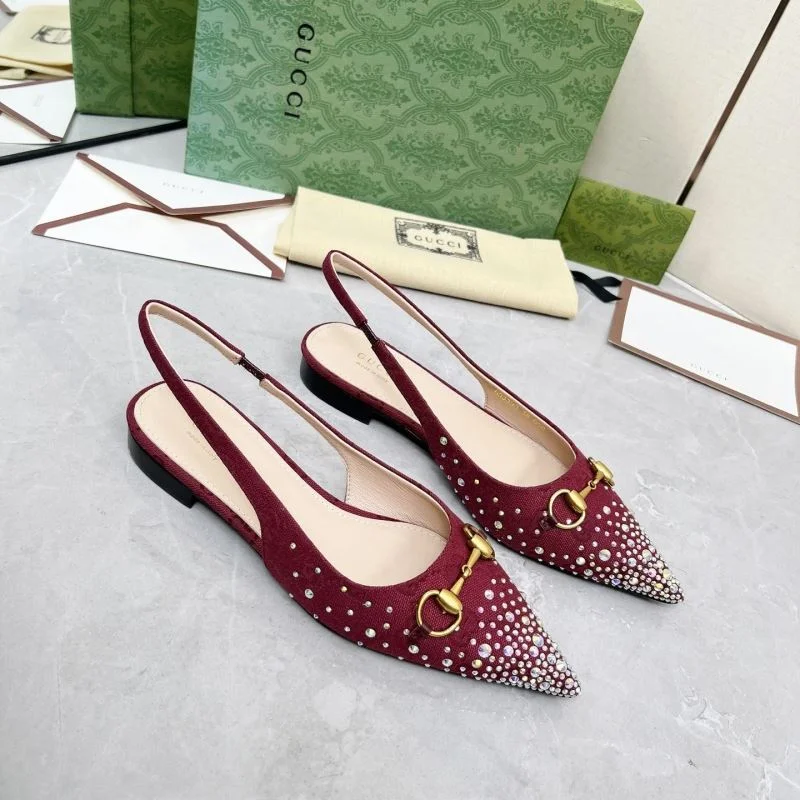 Resilient Gucci Sandals 26015