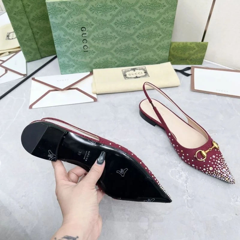 Resilient Gucci Sandals 26015