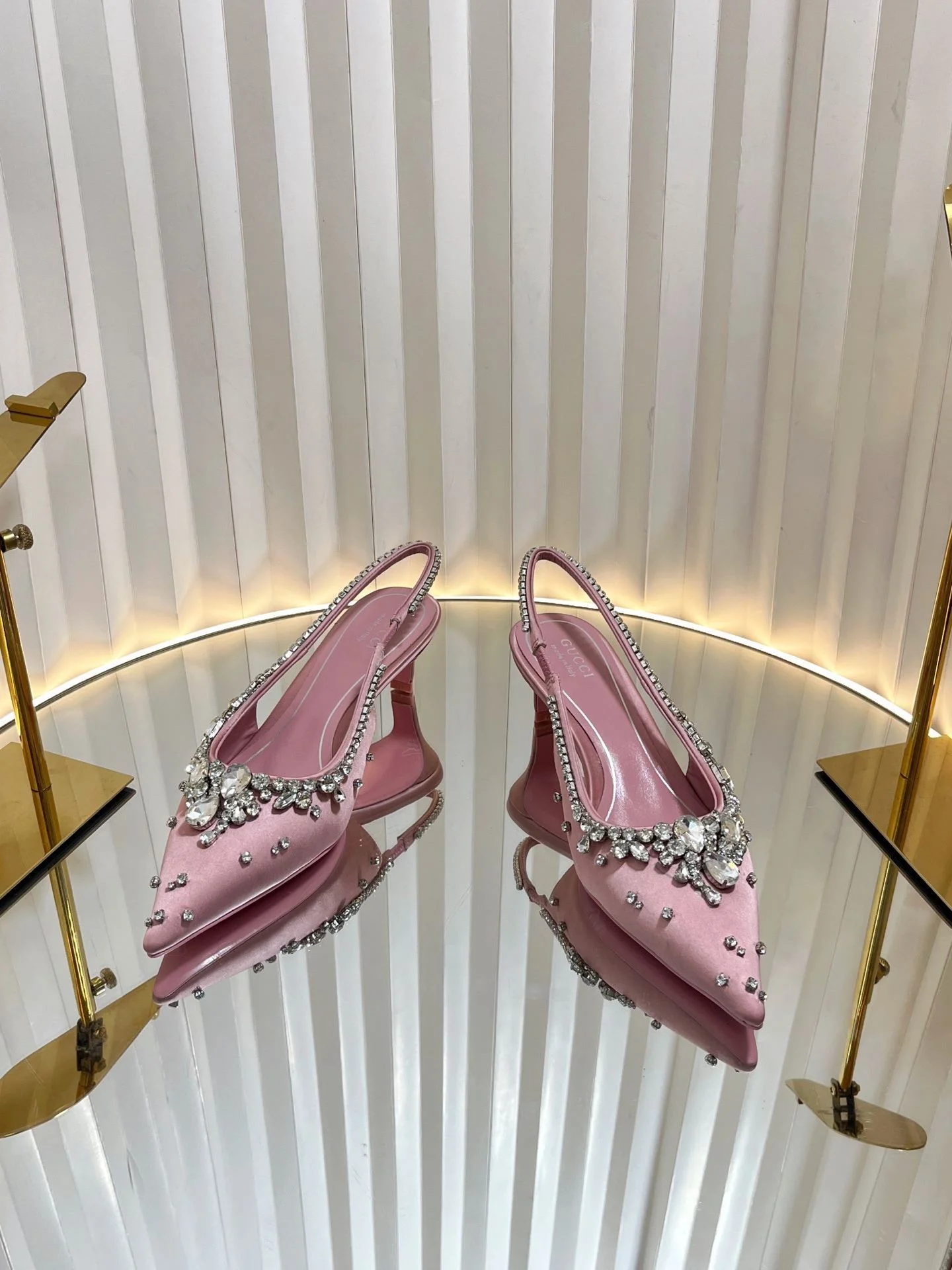 MultiPurpose Gucci Sandals 24377
