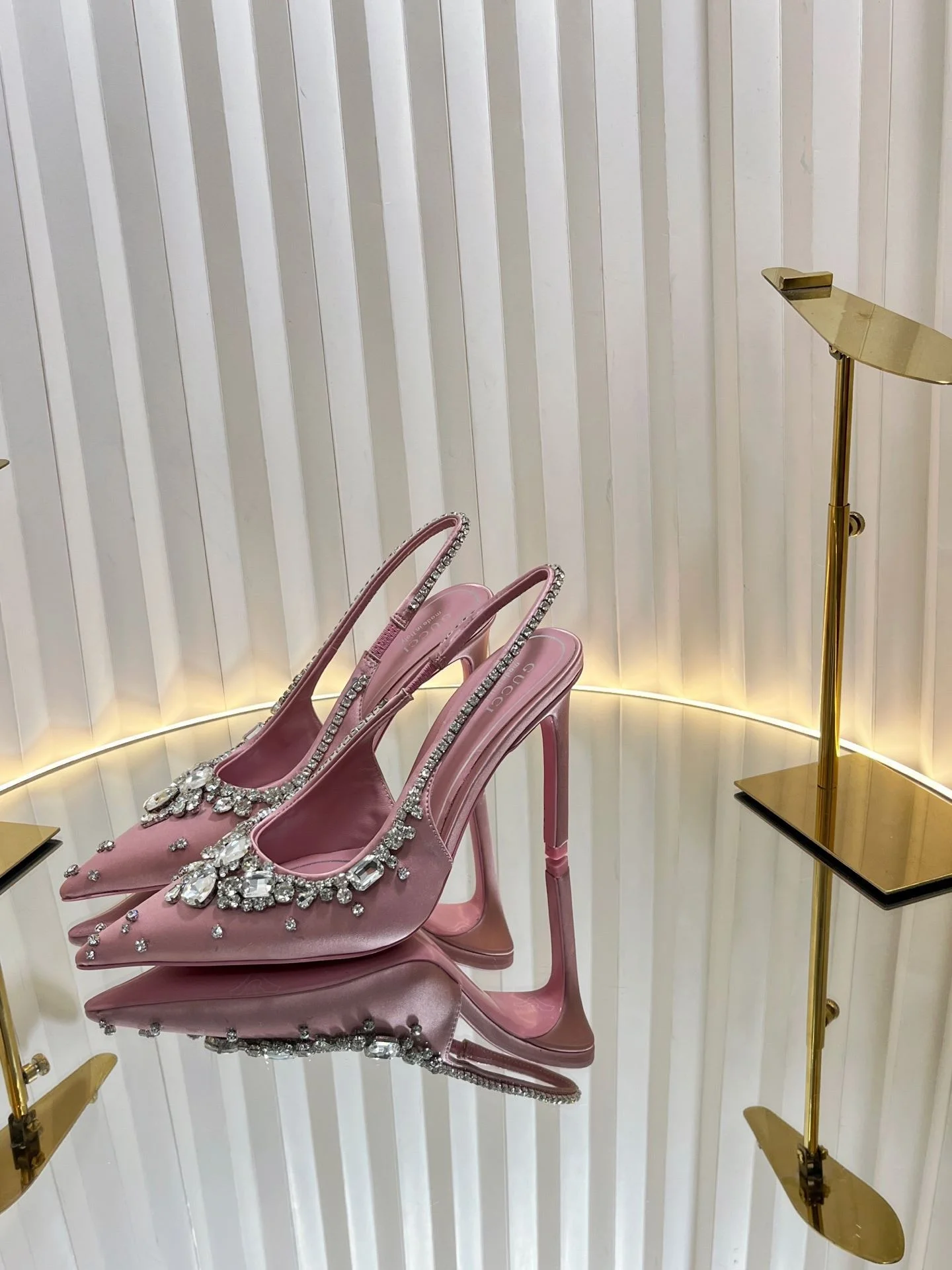 Gucci Sandals Soft 24361