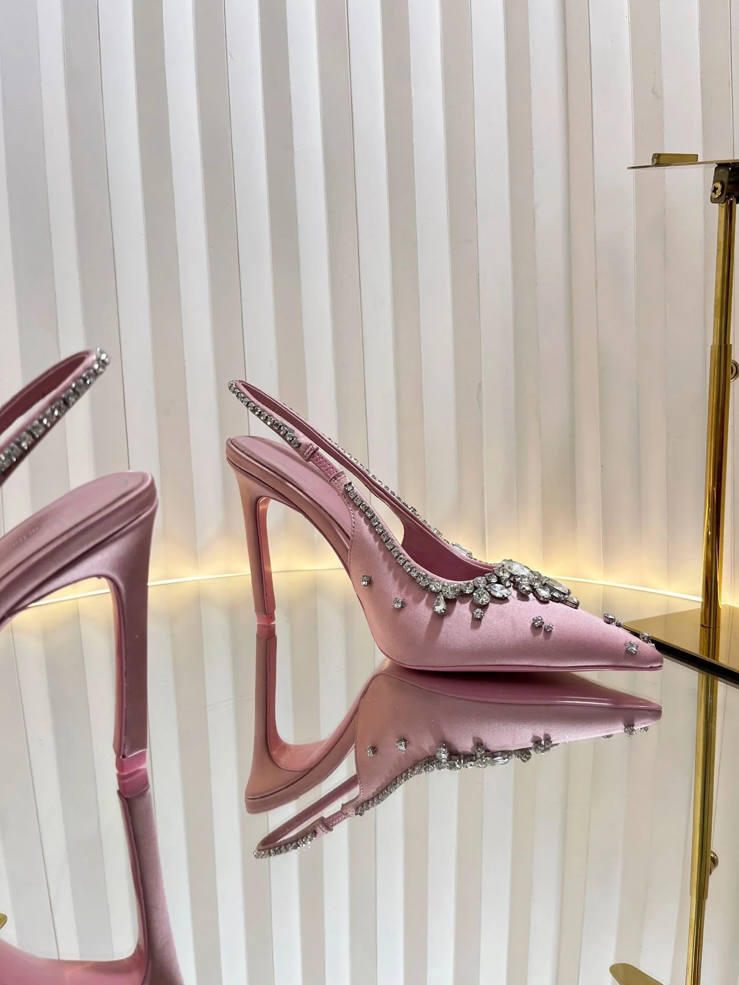 Gucci Sandals Soft 24361
