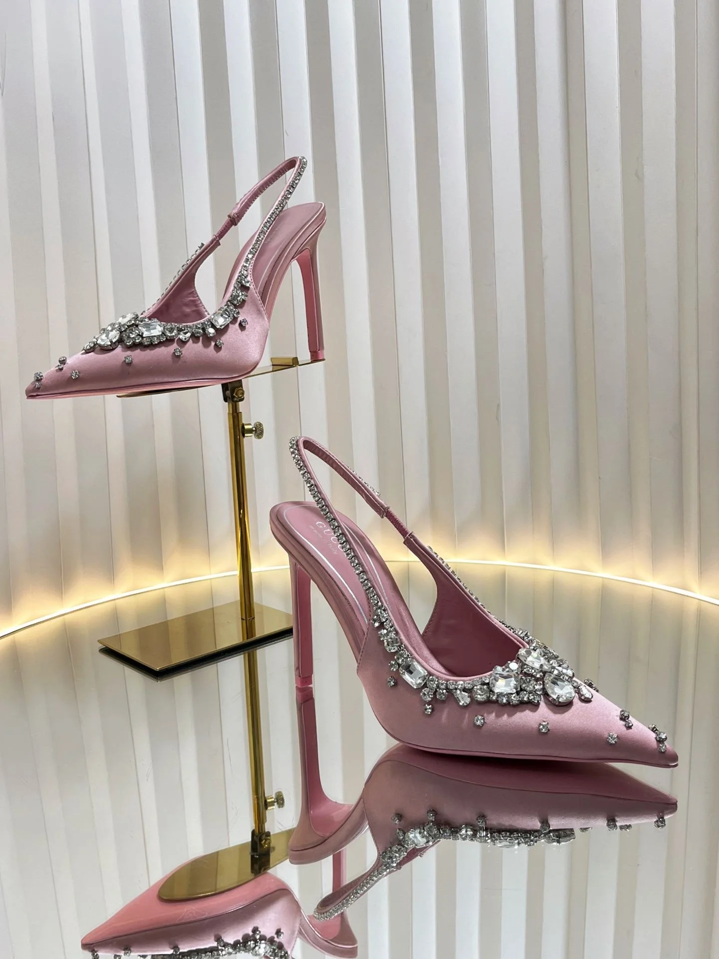 Gucci Sandals Soft 24361