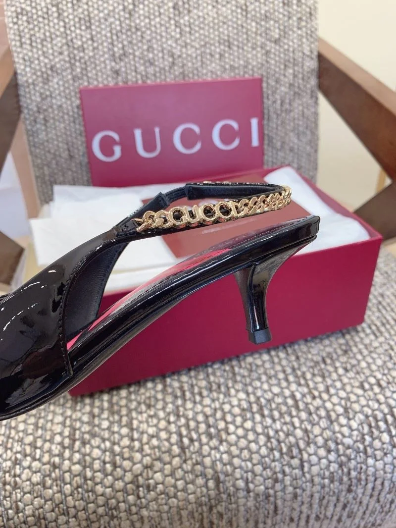 FlexibleFit Gucci Sandals 23764