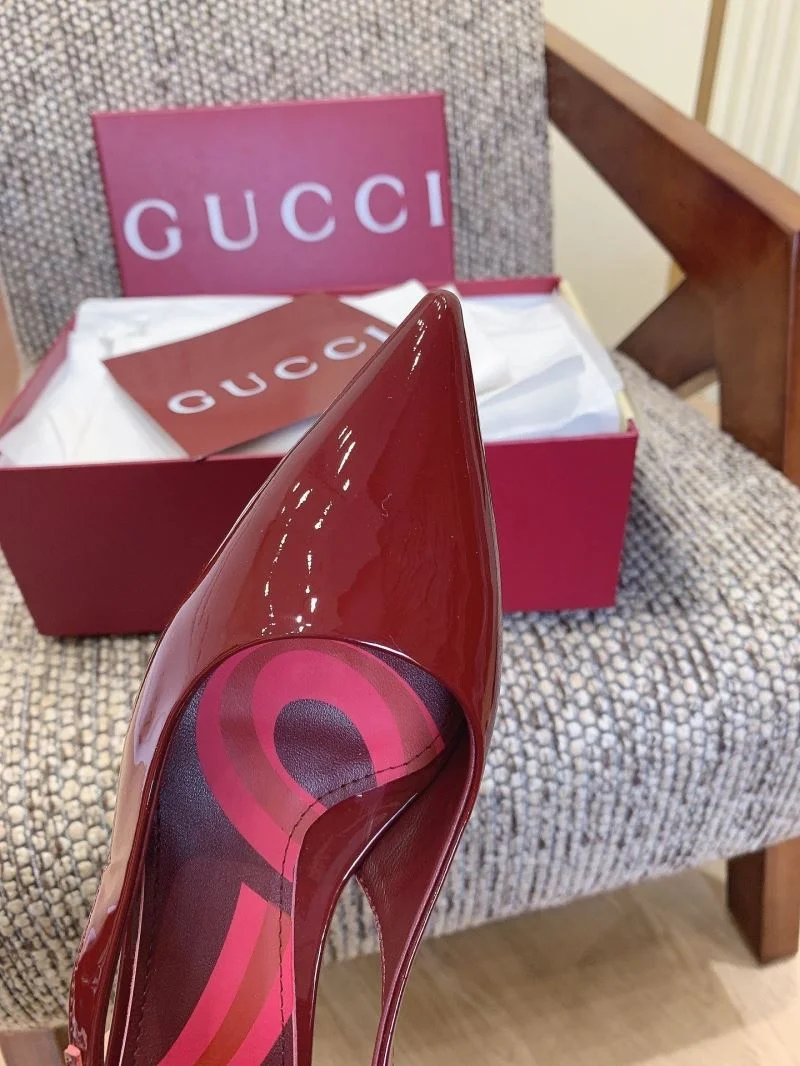Functional Gucci Sandals 24375