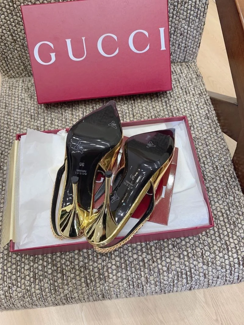 Chic Gucci Sandals 24352