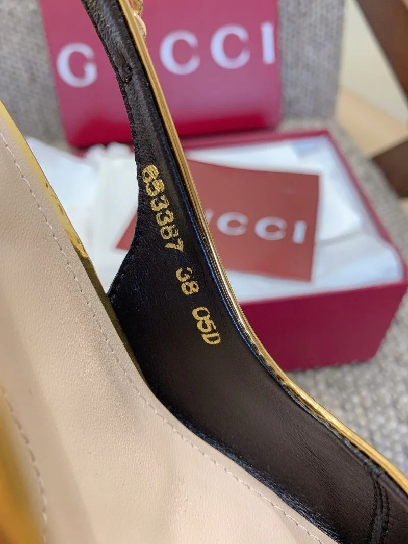 Chic Gucci Sandals 24352