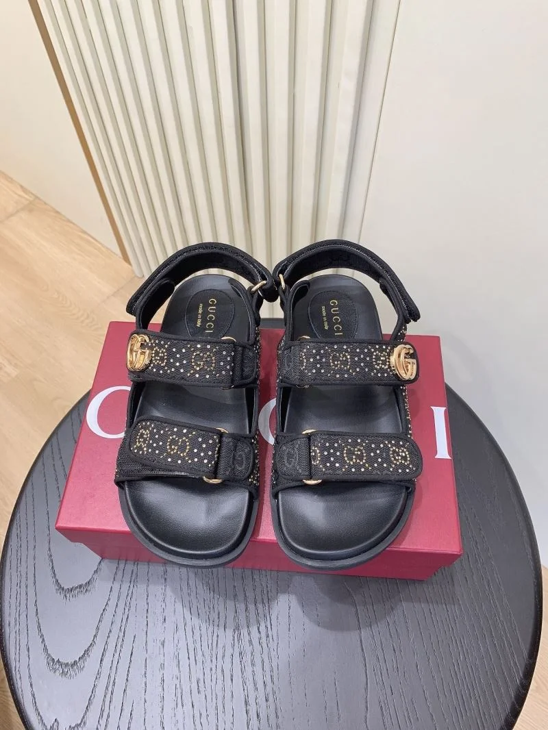 Unique Gucci Sandals 24367