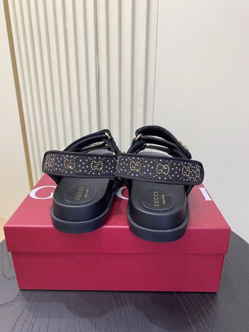 Unique Gucci Sandals 24367
