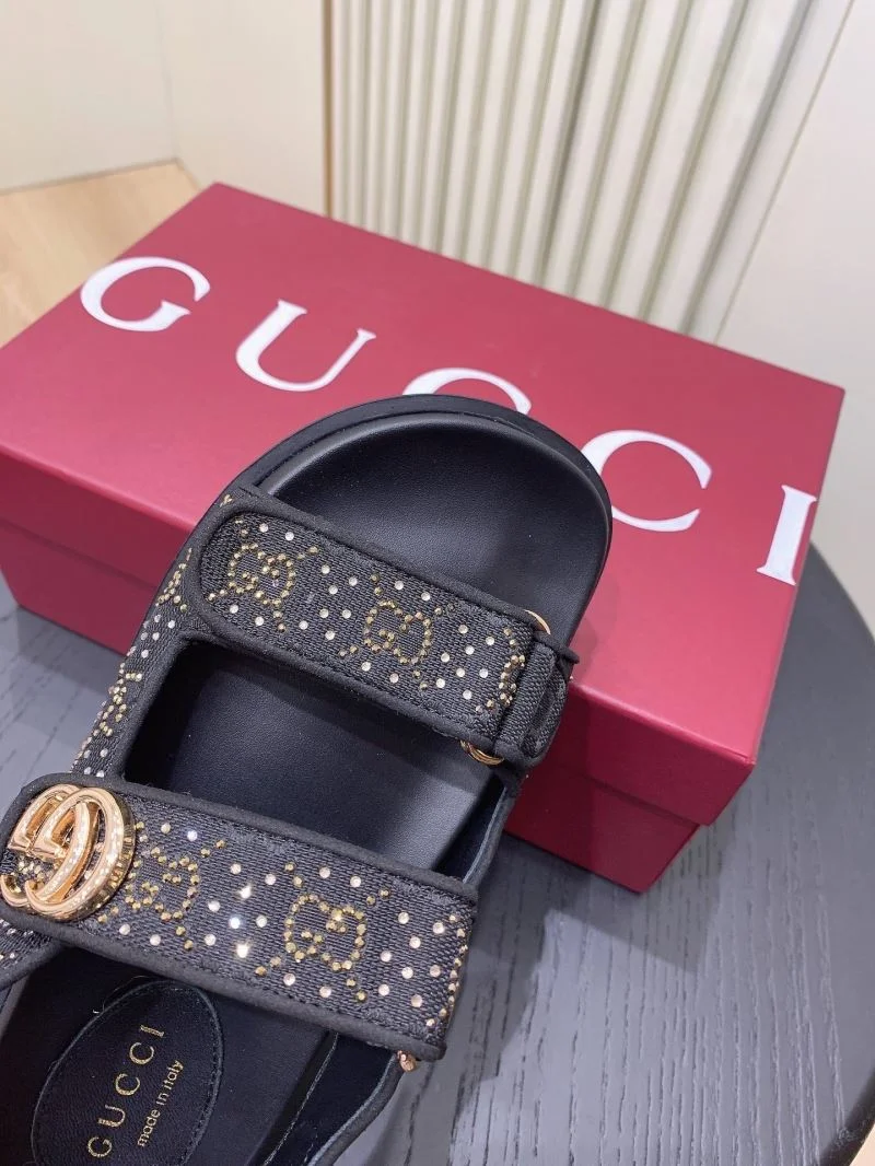 Unique Gucci Sandals 24367