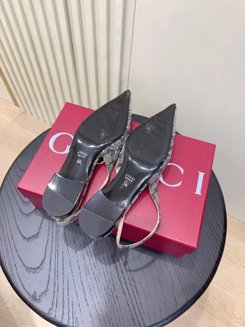 Functional Gucci Sandals 24353