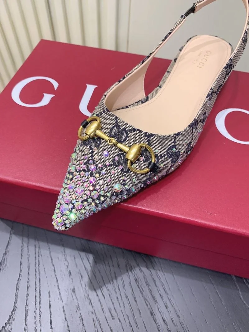 Functional Gucci Sandals 24353