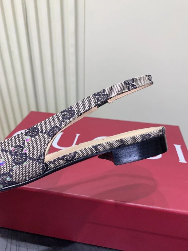 Functional Gucci Sandals 24353