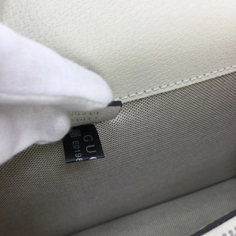 Sporty Gucci Satchel Bags Others 50449