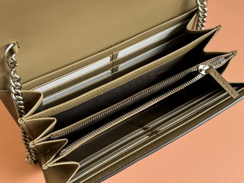 Breathable Gucci Satchel Bags Others 49656