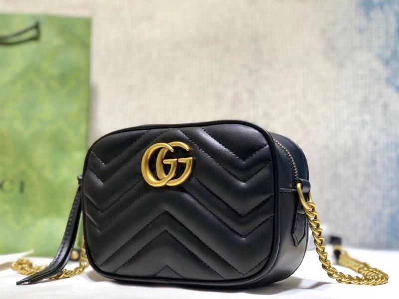Sporty Gucci Satchel Bags 81151