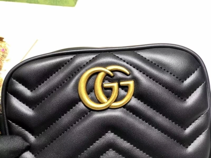 Sporty Gucci Satchel Bags 81151
