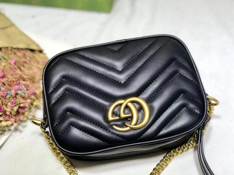 Sporty Gucci Satchel Bags 81151
