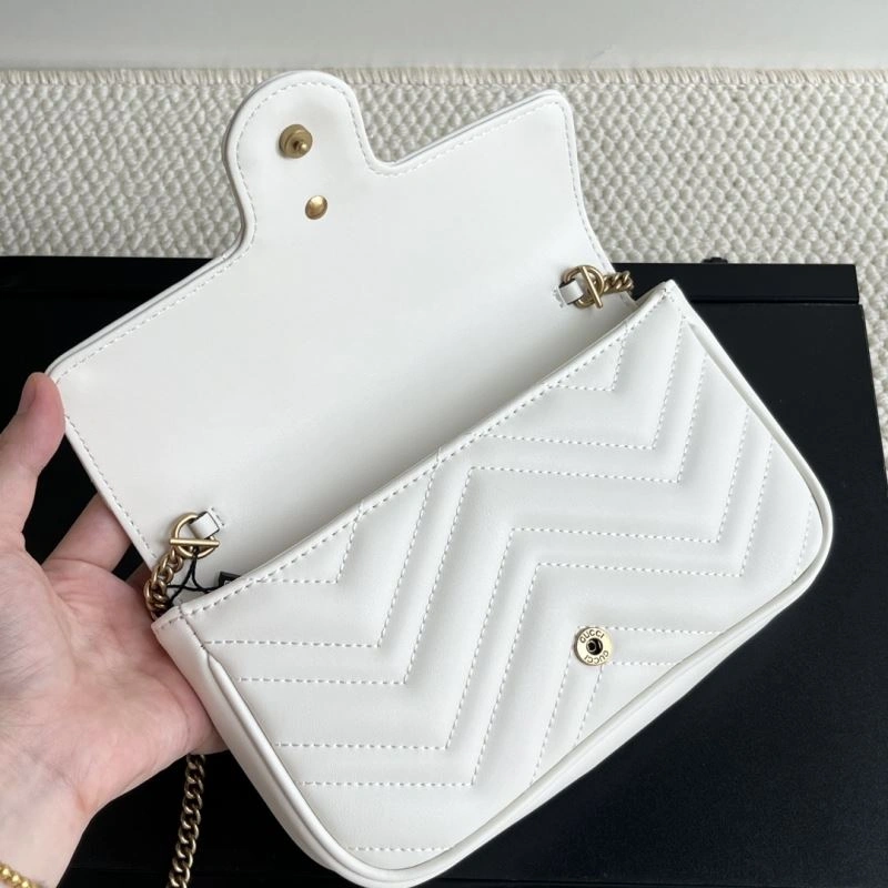 Effortless Gucci Satchel Bags 81136