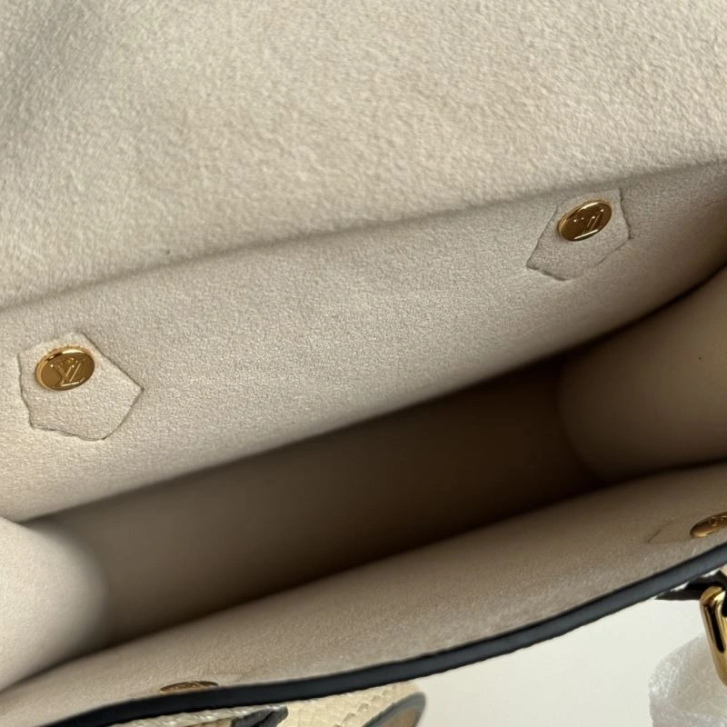 Gucci Satchel Bags Sporty 77679