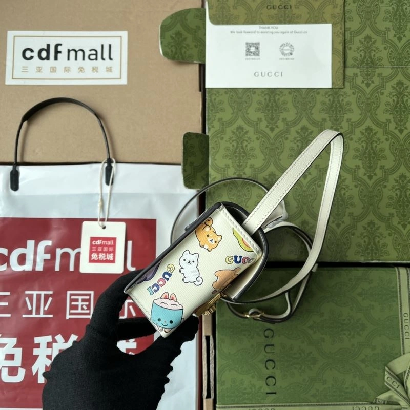 Gucci Satchel Bags FreshLook 74577