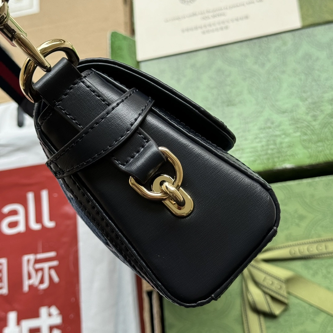 Gucci Satchel Bags Snug 72450