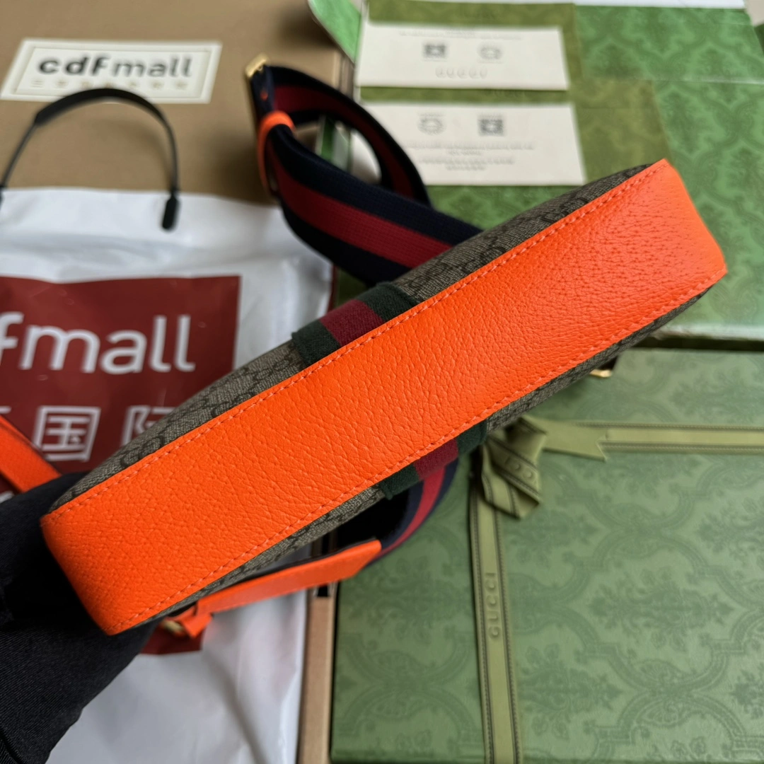 Unisex Gucci Satchel Bags 72395