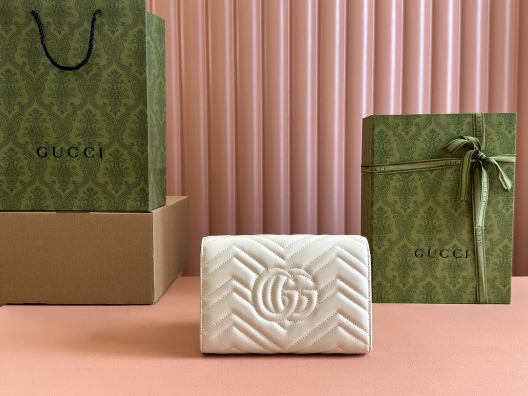 Sporty Gucci Satchel Bags 72384