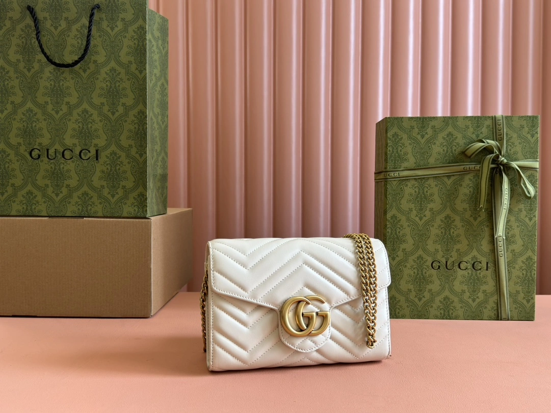 Sporty Gucci Satchel Bags 72384