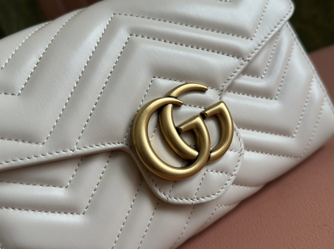 Sporty Gucci Satchel Bags 72384