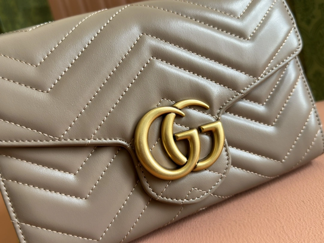 Gucci Satchel Bags Elegant 72378