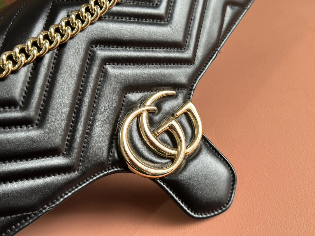 SmoothTexture Gucci Satchel Bags 72381