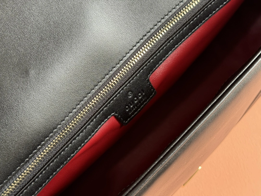 SmoothTexture Gucci Satchel Bags 72381