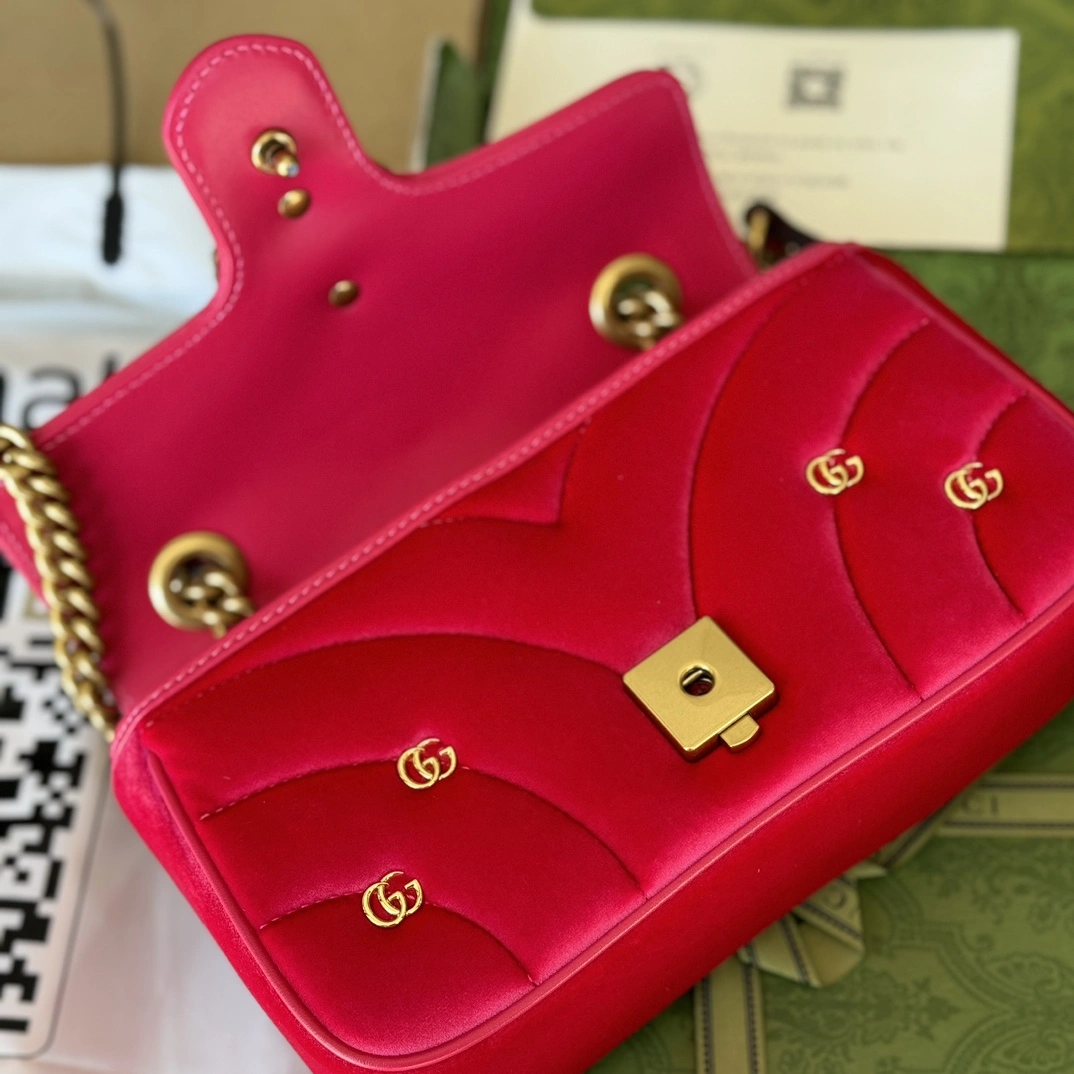 Vibrant Gucci Satchel Bags 72303