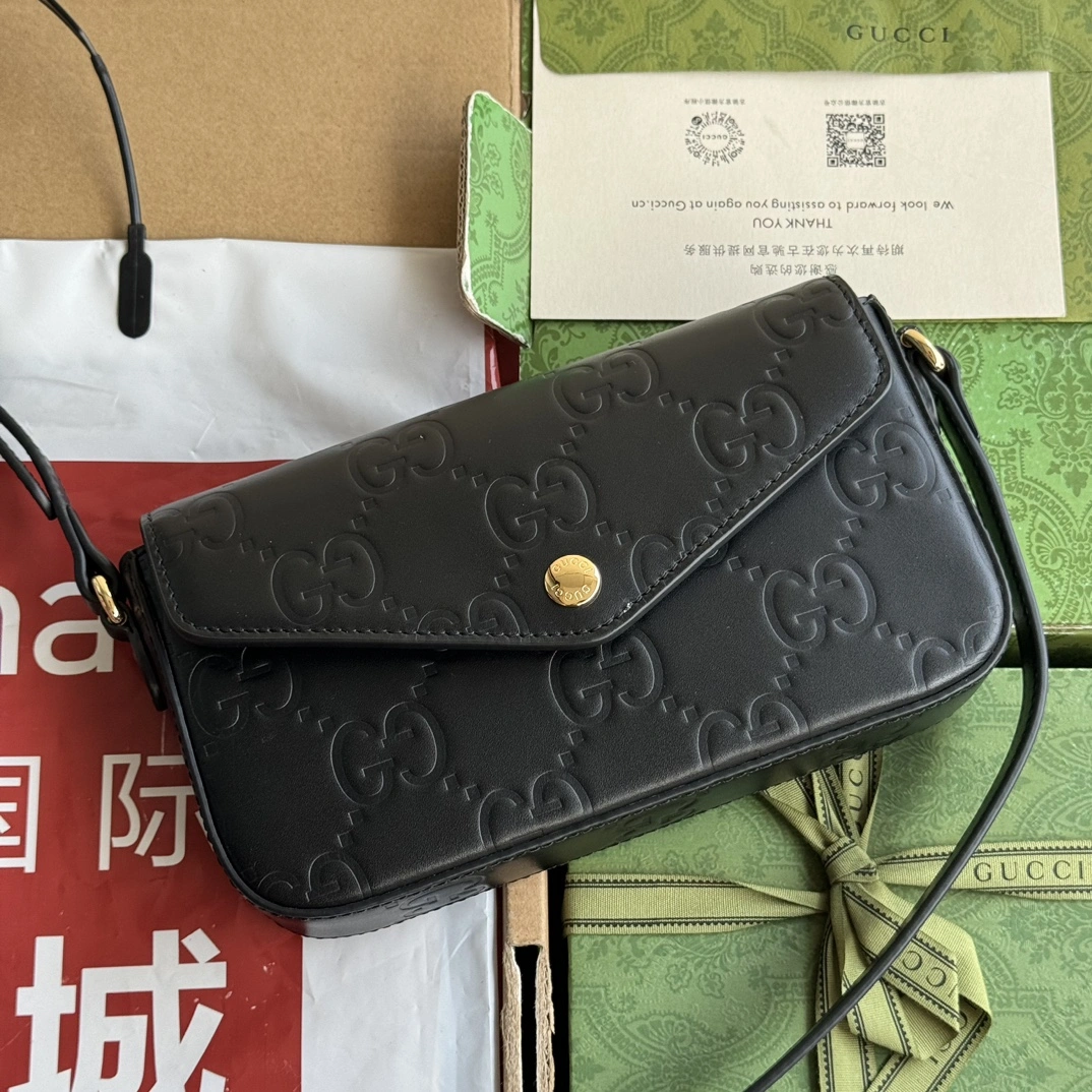 Gucci Satchel Bags Snug 72323