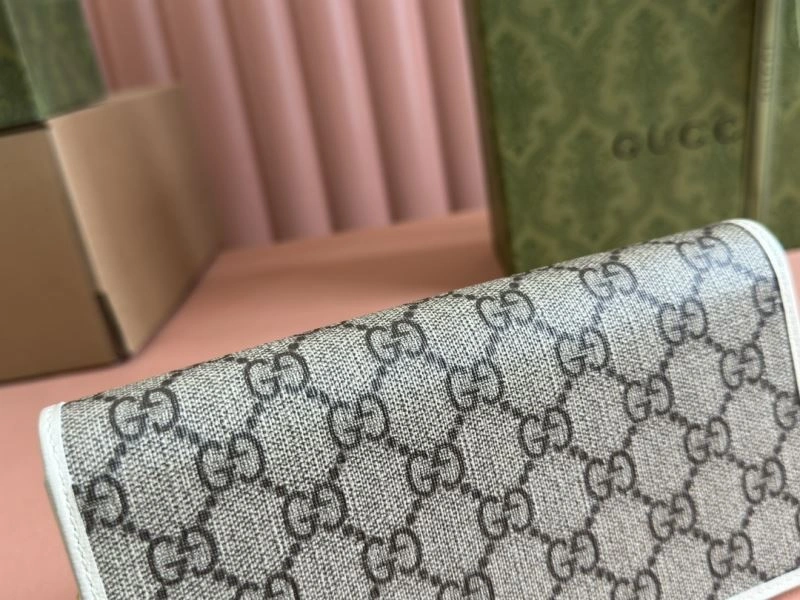 Gucci Satchel Bags Sleek 67360