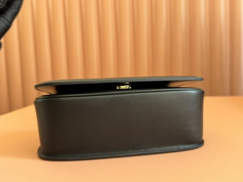 Sporty Gucci Satchel Bags 64852