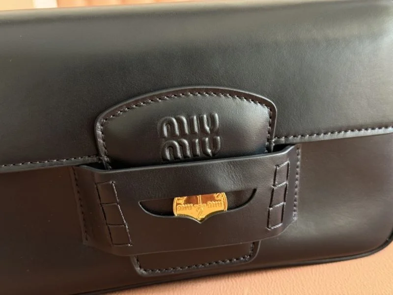 Lightweight Gucci Satchel Bags 49780
