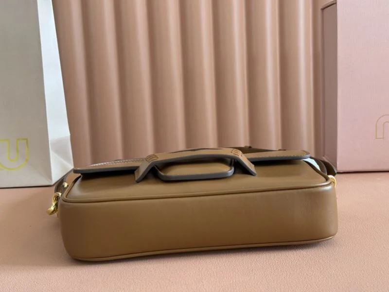 Gucci Satchel Bags TimelessDesign 49825