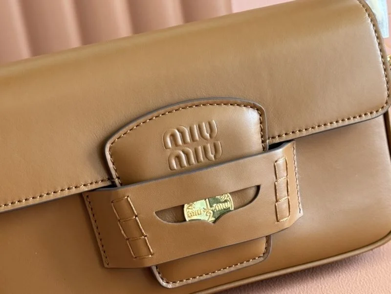 Gucci Satchel Bags TimelessDesign 49825