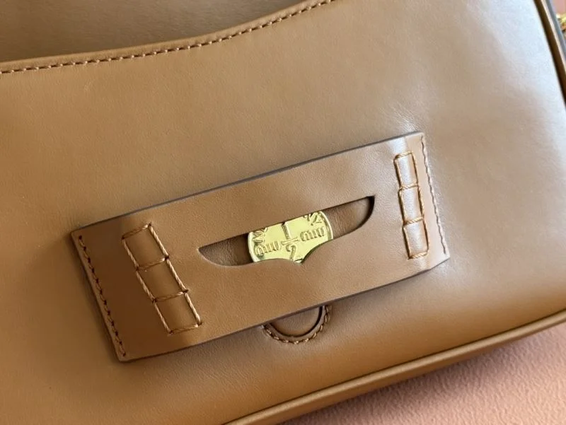 Gucci Satchel Bags TimelessDesign 49825