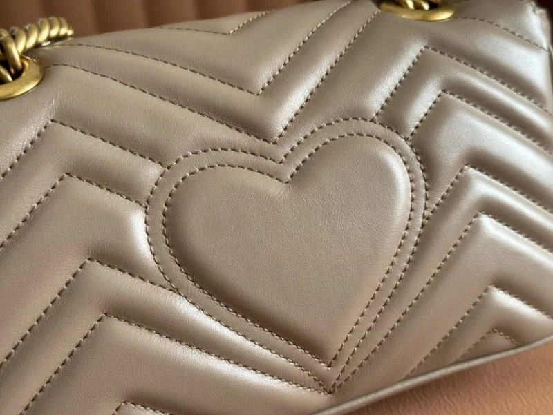 Gucci Satchel Bags Sleek 49722