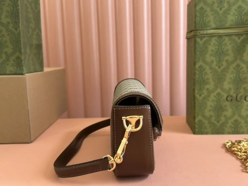 Gucci Satchel Bags Snug 49702