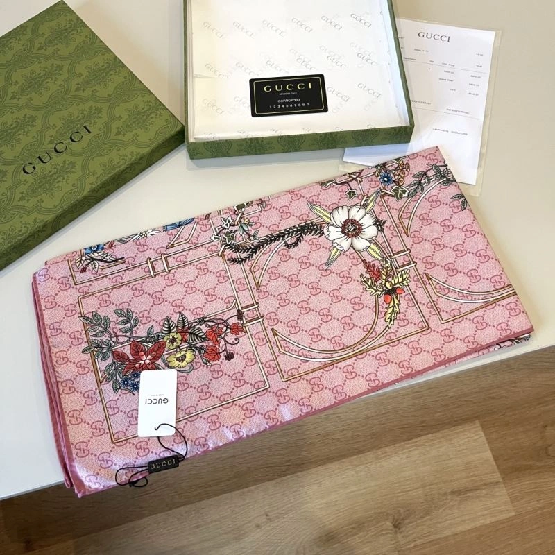 Gucci Scarf EyeCatching 270718